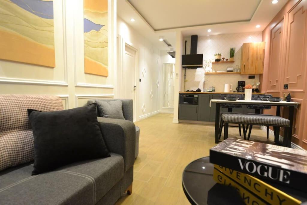 Daire Luxury Comfortable House